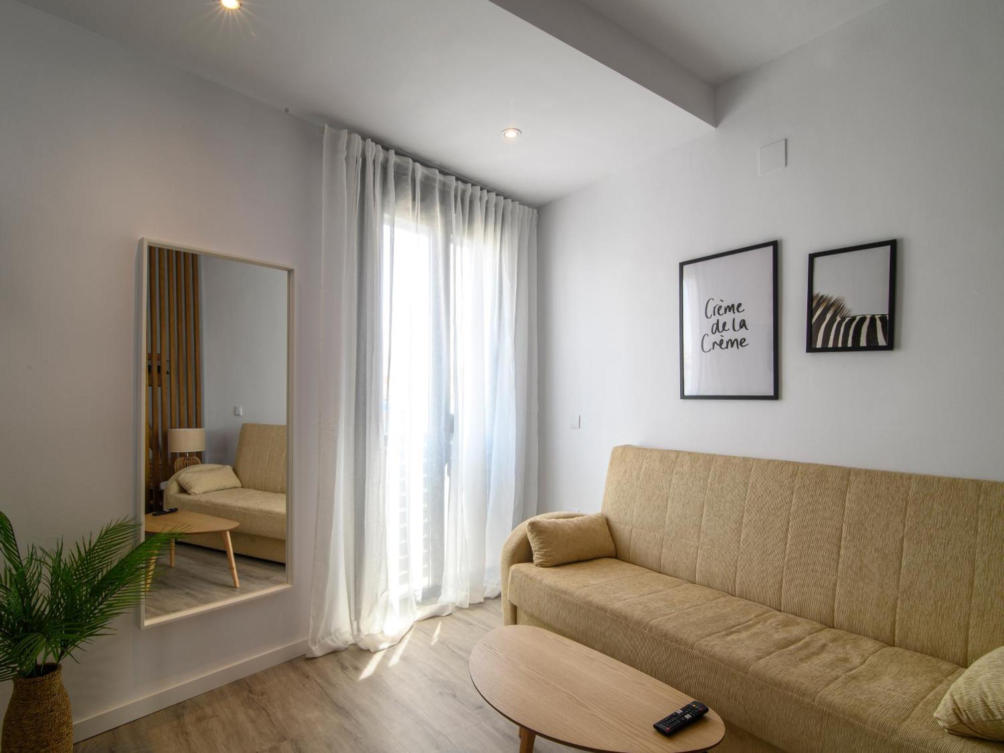 Antonella Suites Fuentes de Andalucia Exterior photo